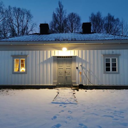Are Husa Herrgardsflygel, 83794 Jarpen Exterior photo